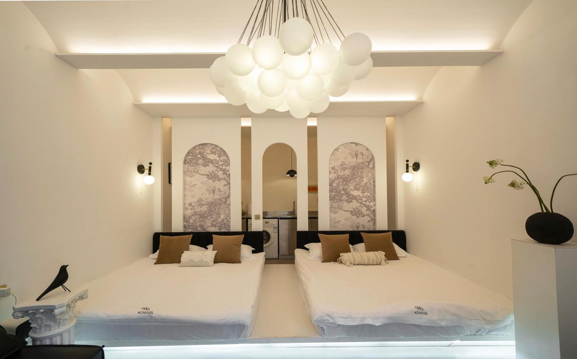 Moli B&b-jing'an Temple Near The Subway Private Yard Townhouse Garden Apartment Shanghai