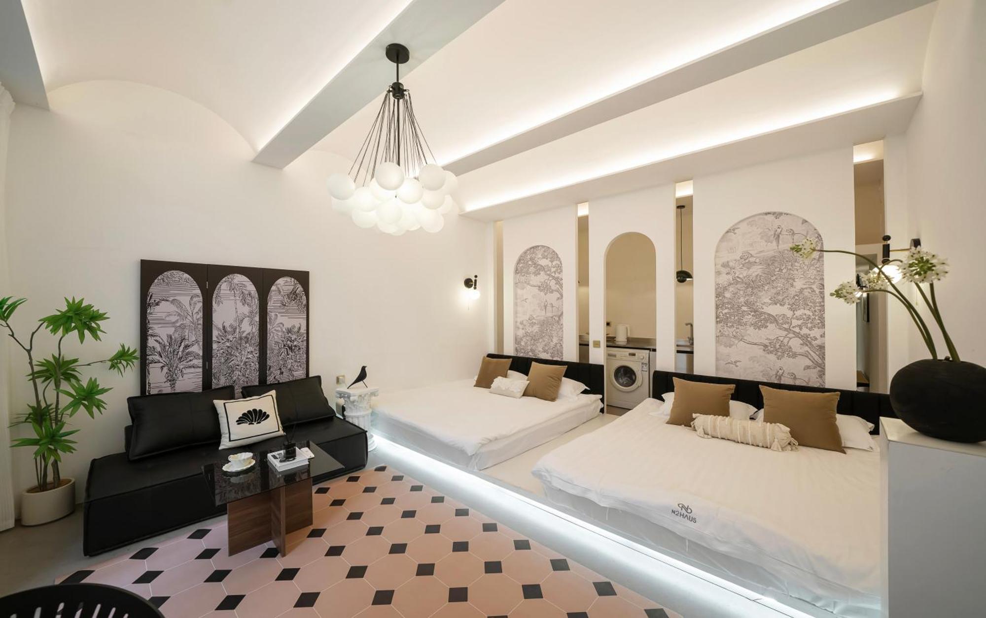 Moli B&b-jing'an Temple Near The Subway Private Yard Townhouse Garden *